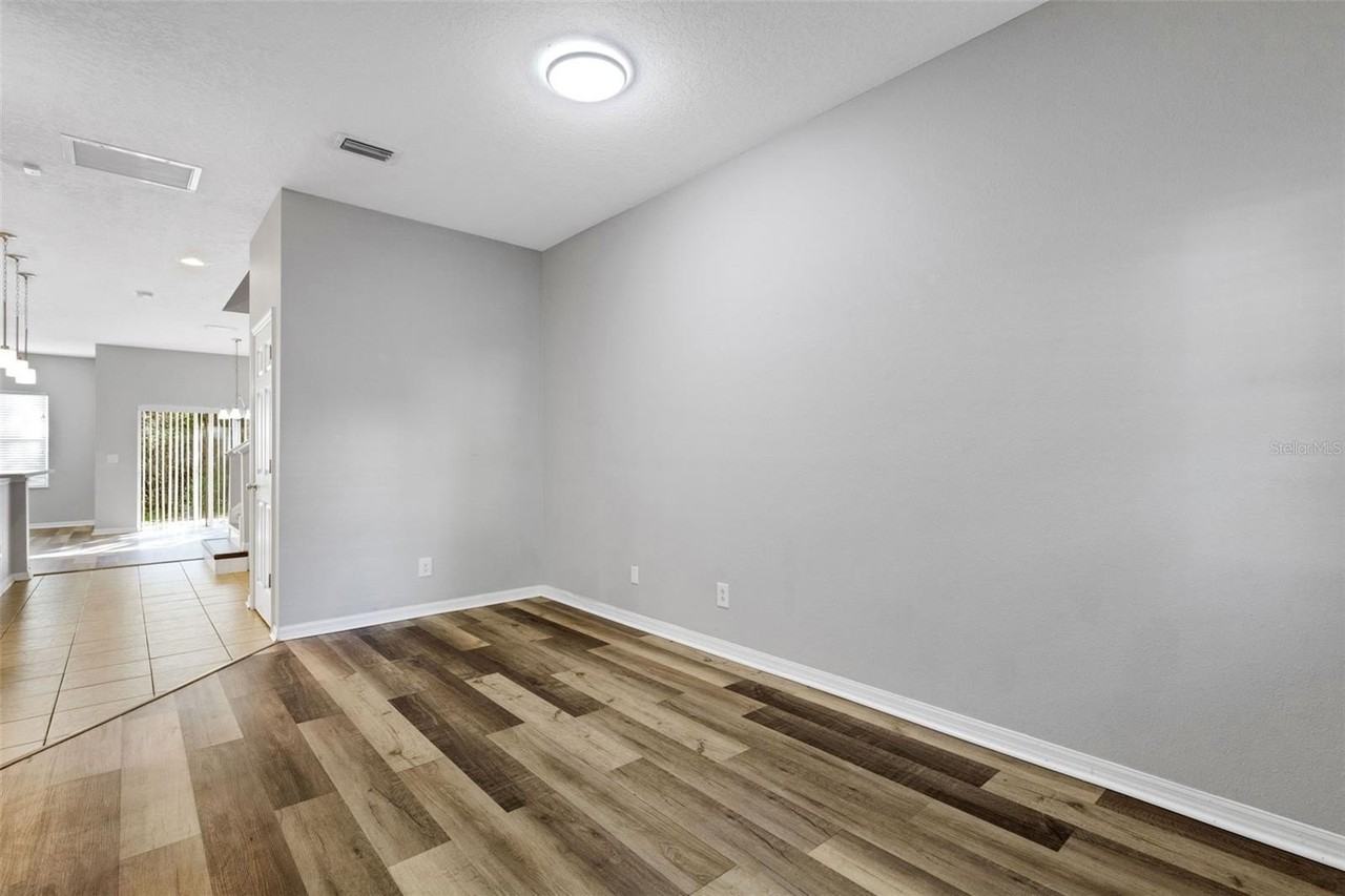 9306 River Rock Ln - Photo 5 of 50