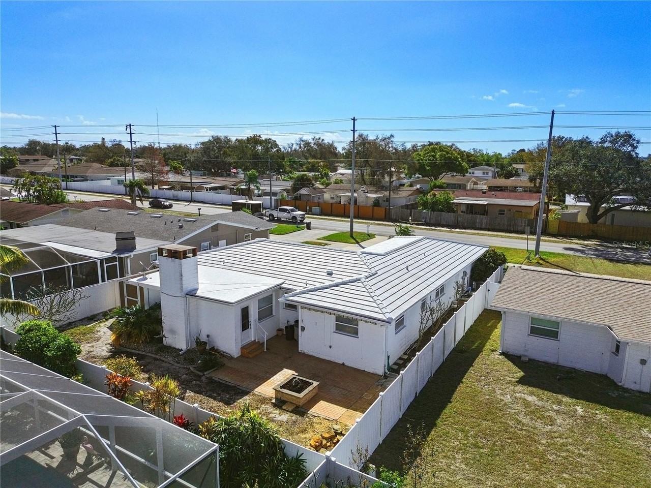 13565 86th Ave - Photo 7 of 50