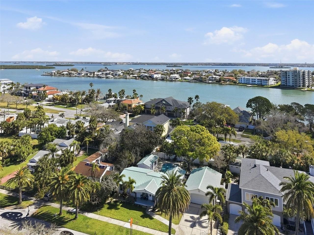 759 Lantana Ave - Photo 4 of 50