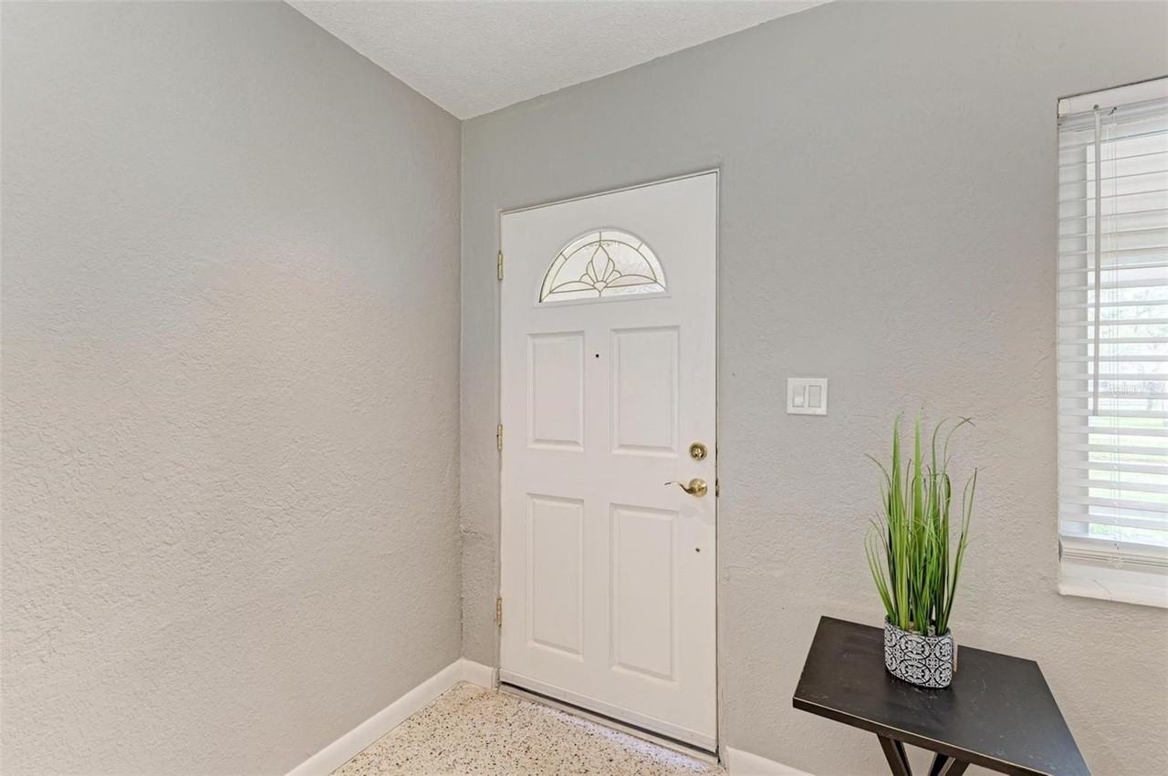 6000 Bayou Grande Blvd Ne - Photo 6 of 39