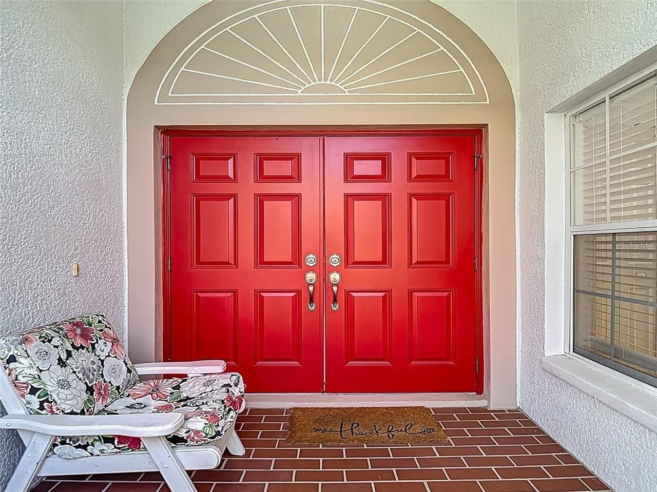 9608 Rolling Cir - Photo 4 of 26