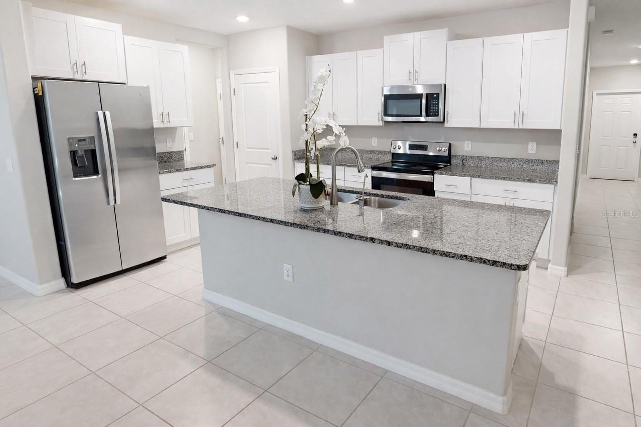 5355 Night Tide Ln - Photo 4 of 17