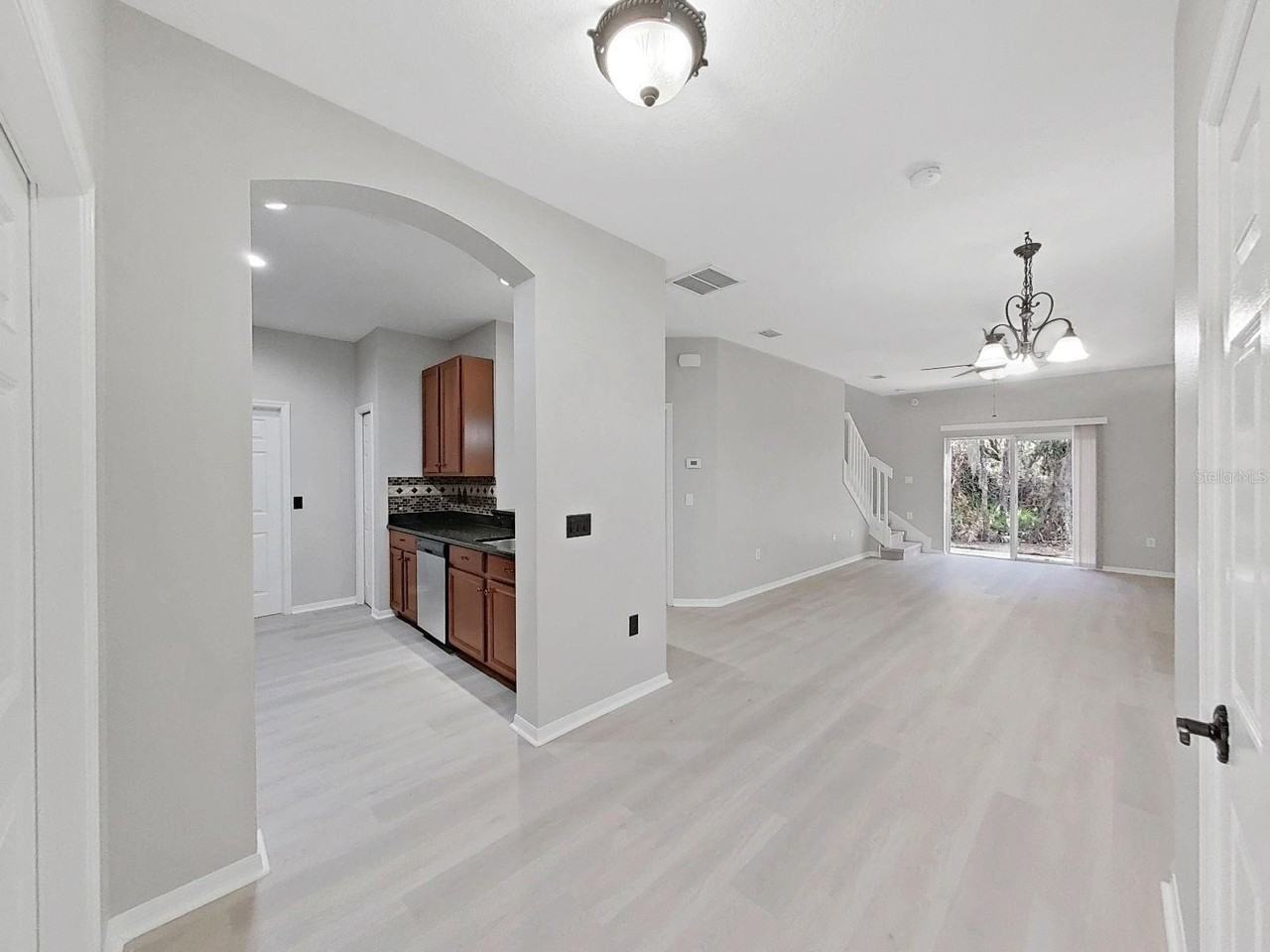 20119 Weeping Laurel Pl - Photo 7 of 50