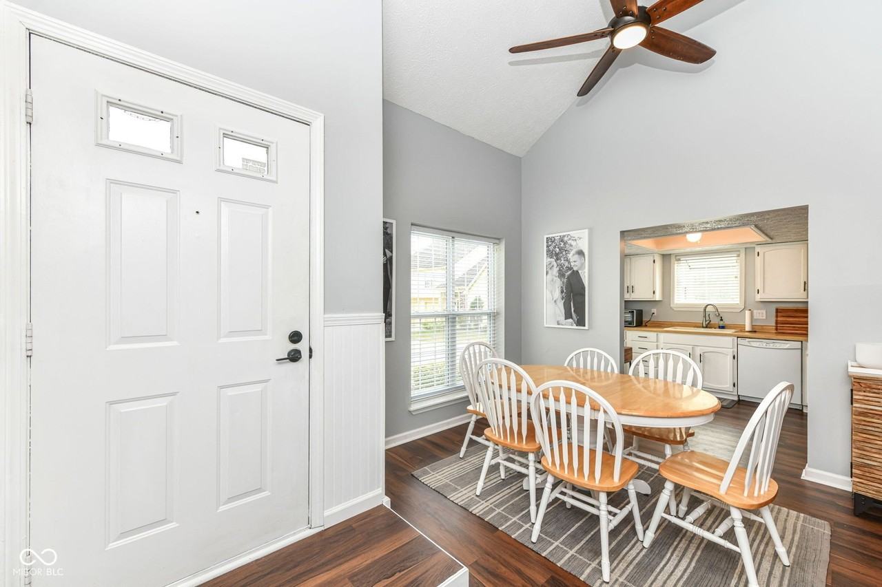 2502 Chaseway Ct - Photo 3 of 33