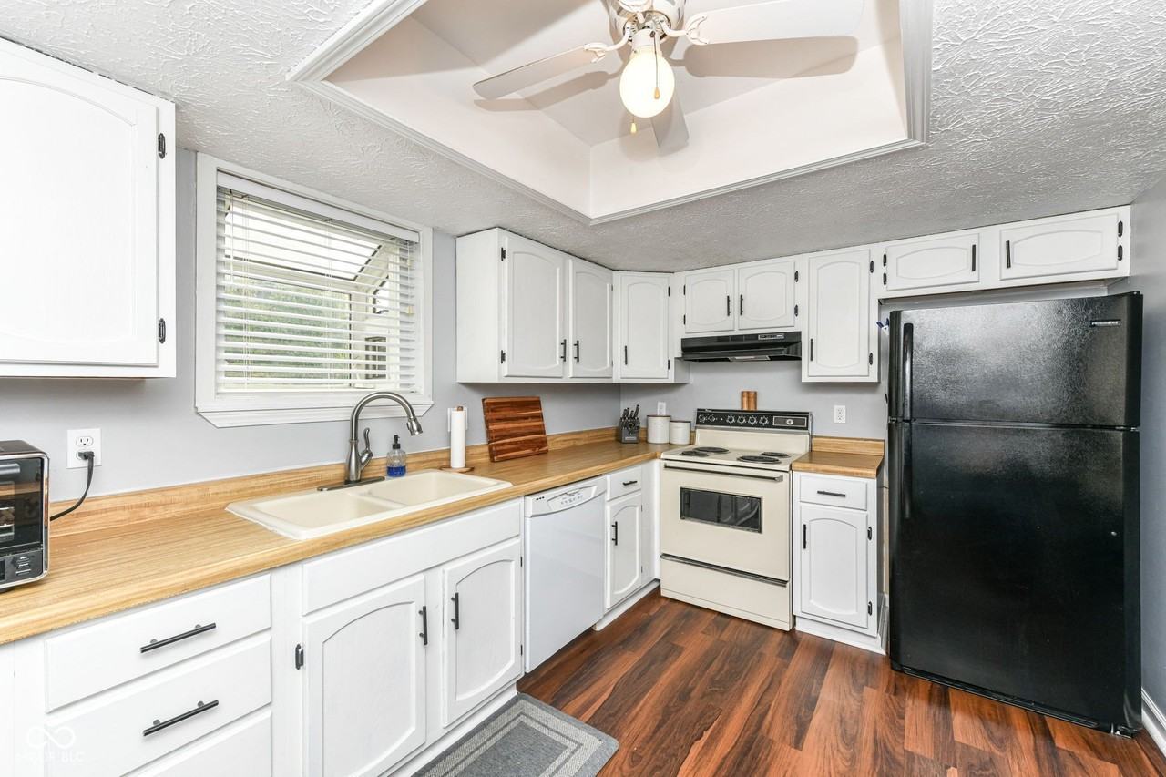 2502 Chaseway Ct - Photo 6 of 33