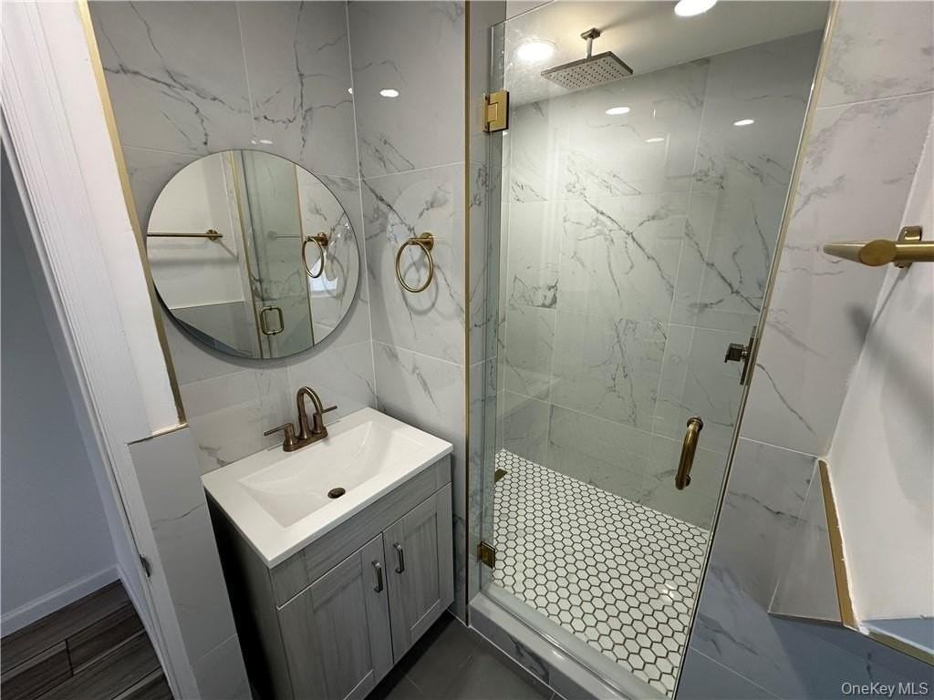 68 Massachusetts Ave - Photo 2 of 15