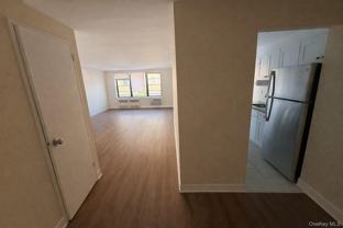 190 1st St Apt 1k - Photo 1 of 1