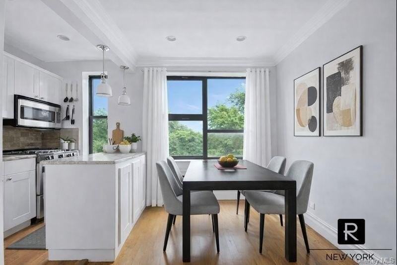 420 Central Park W Apt 5h - Photo 2 of 6