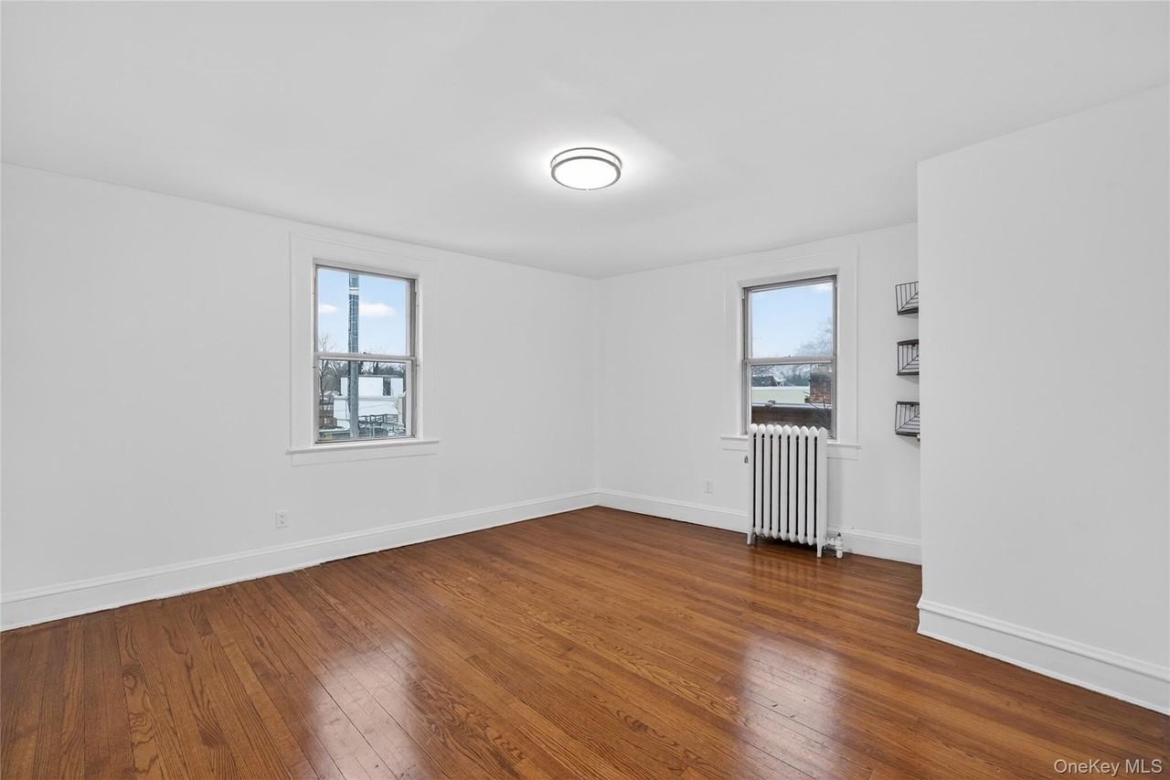 2092 Grand Ave Unit 2 - Photo 7 of 11