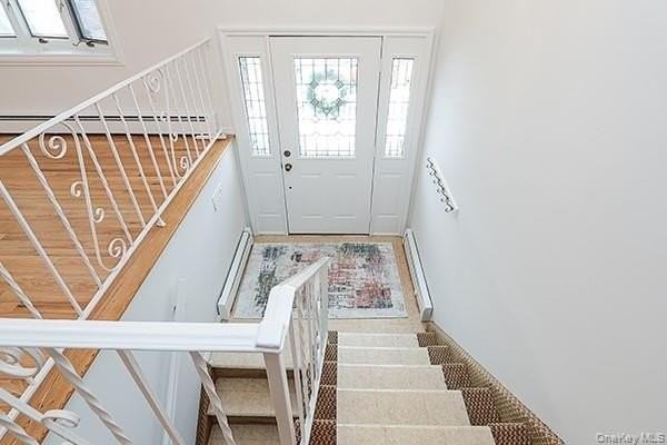 860 Beckman Dr - Photo 3 of 22