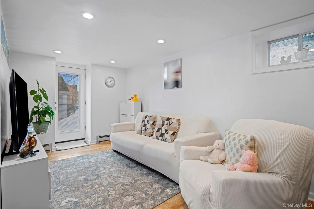 46 N High St Apt 1 - Photo 2 of 11