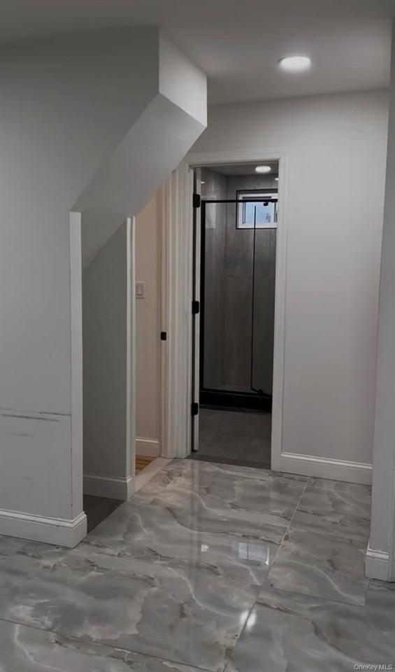 49 Gladys St - Photo 5 of 14