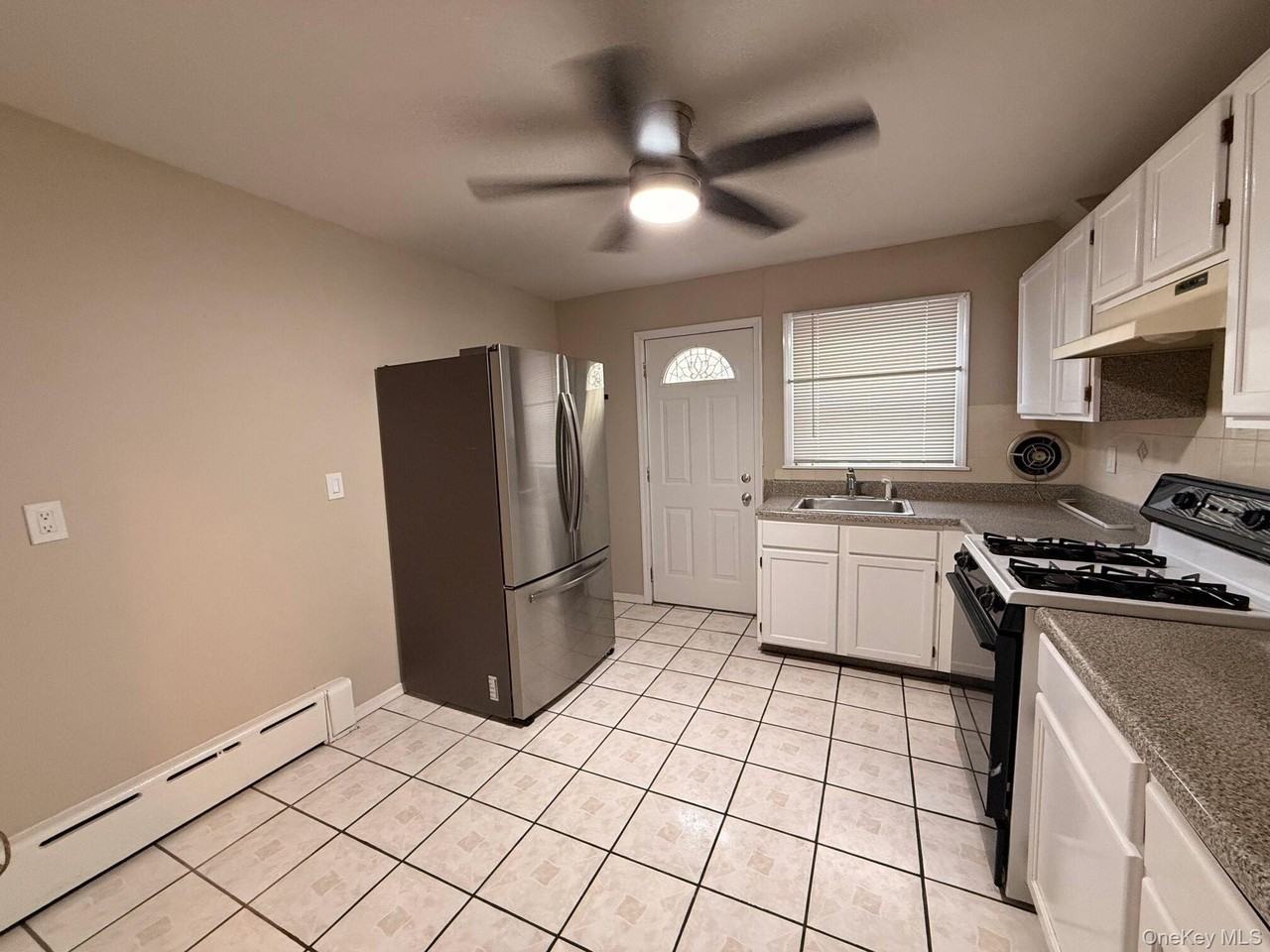 112 N Columbus Ave Unit 2 - Photo 4 of 8