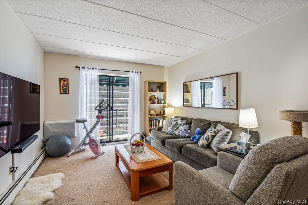 6607 242nd St Unit 13d - Photo 5 of 15