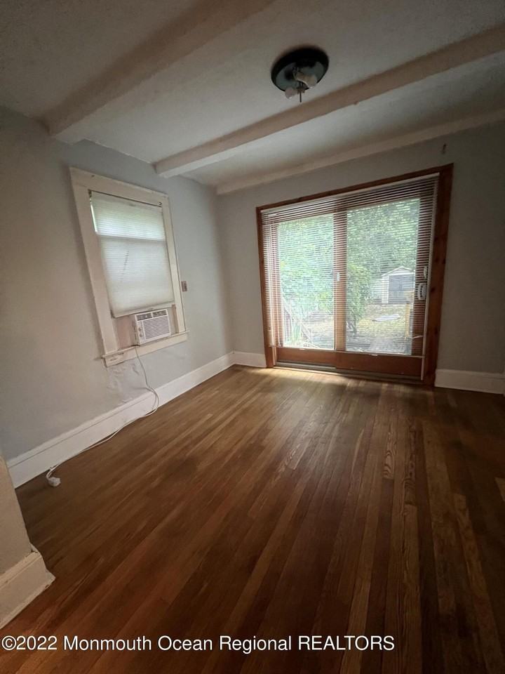 432 Harnell Ave - Photo 6 of 25