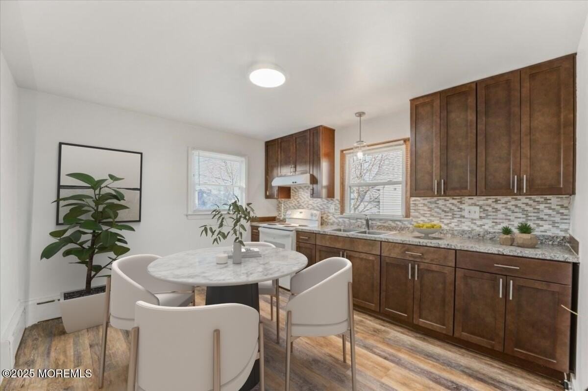 1 Gaston Avenue unit: Upstairs Unit - Photo 2 of 13