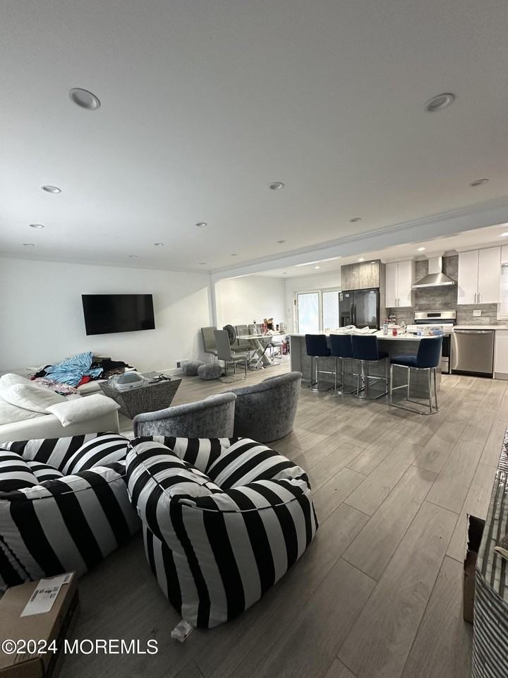 46 Hilltop Rd - Photo 7 of 31