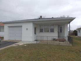 25 Hyannis St - Photo 1 of 1