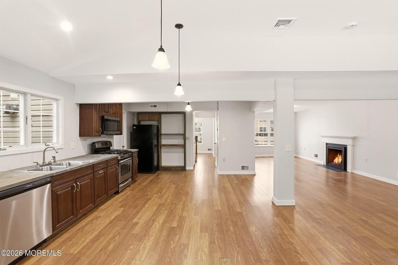 51 Sherrybrooke Dr - Photo 6 of 17