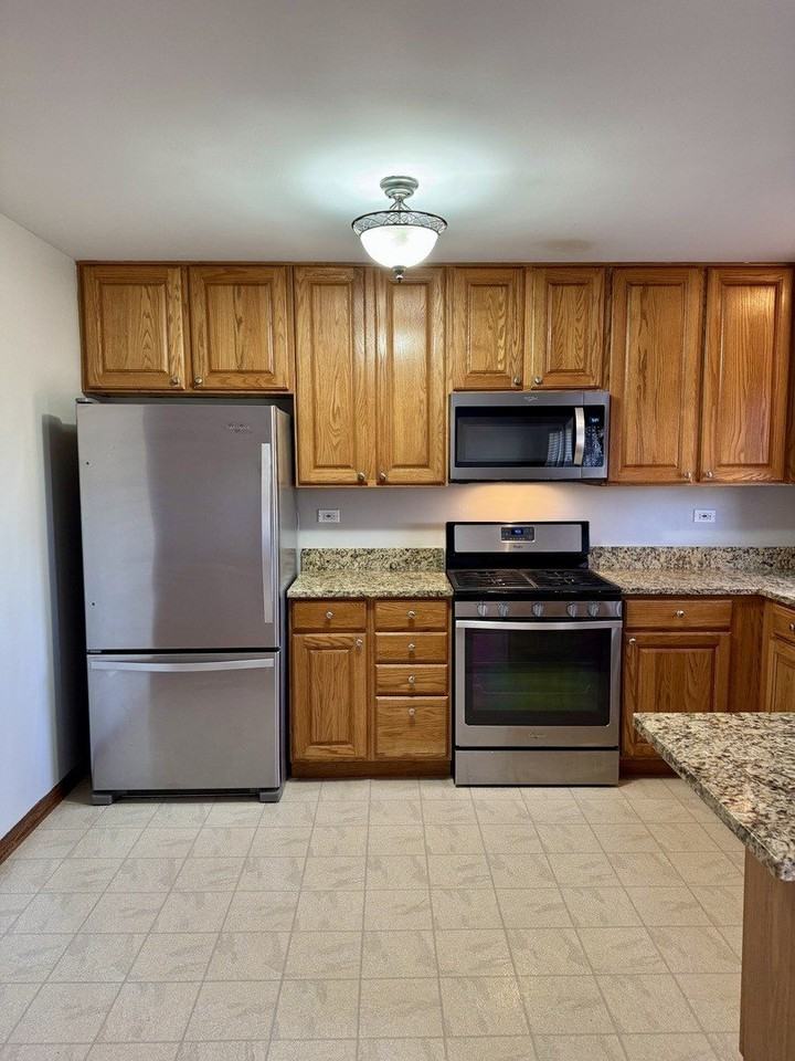 2929 Caldwell Ln - Photo 3 of 16