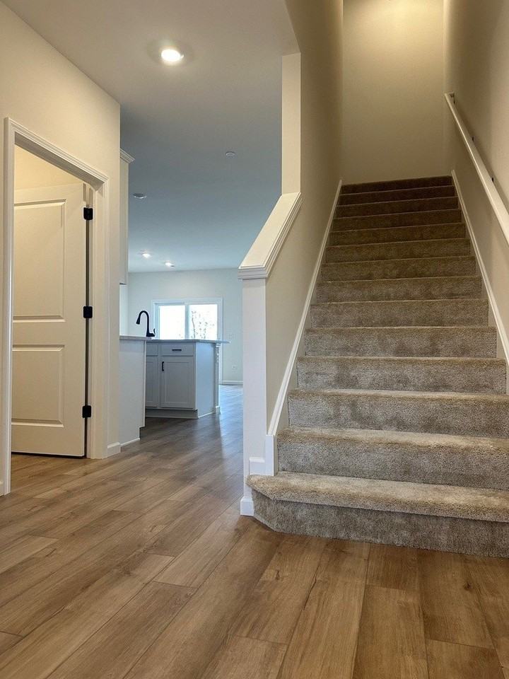 5949 Hawkweed Dr - Photo 2 of 19