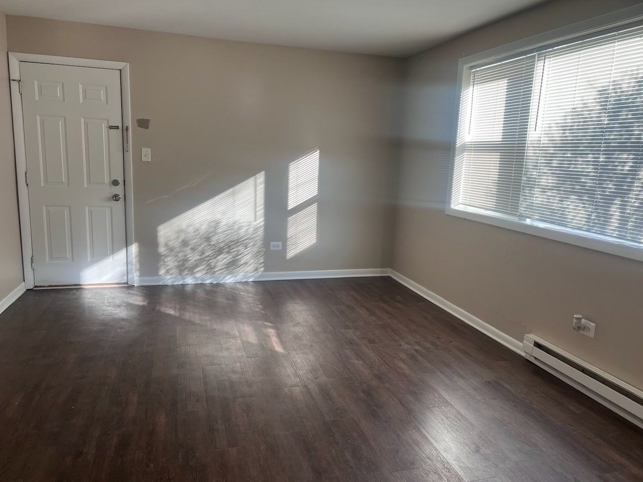 4225 Forest Ave Apt W1s - Photo 5 of 12