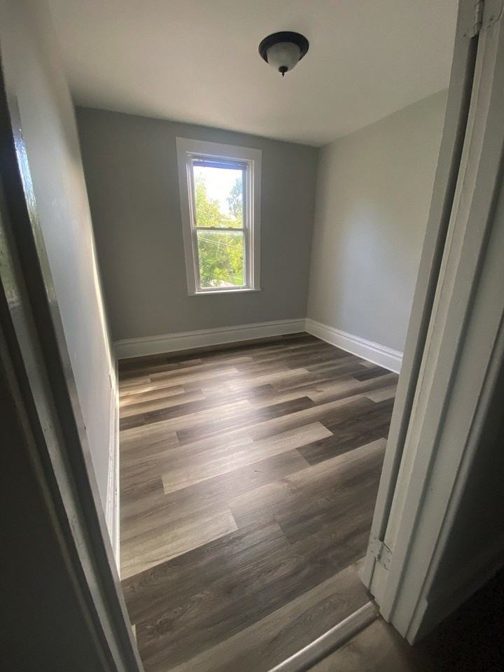 416 W Virginia St Unit B - Photo 4 of 7