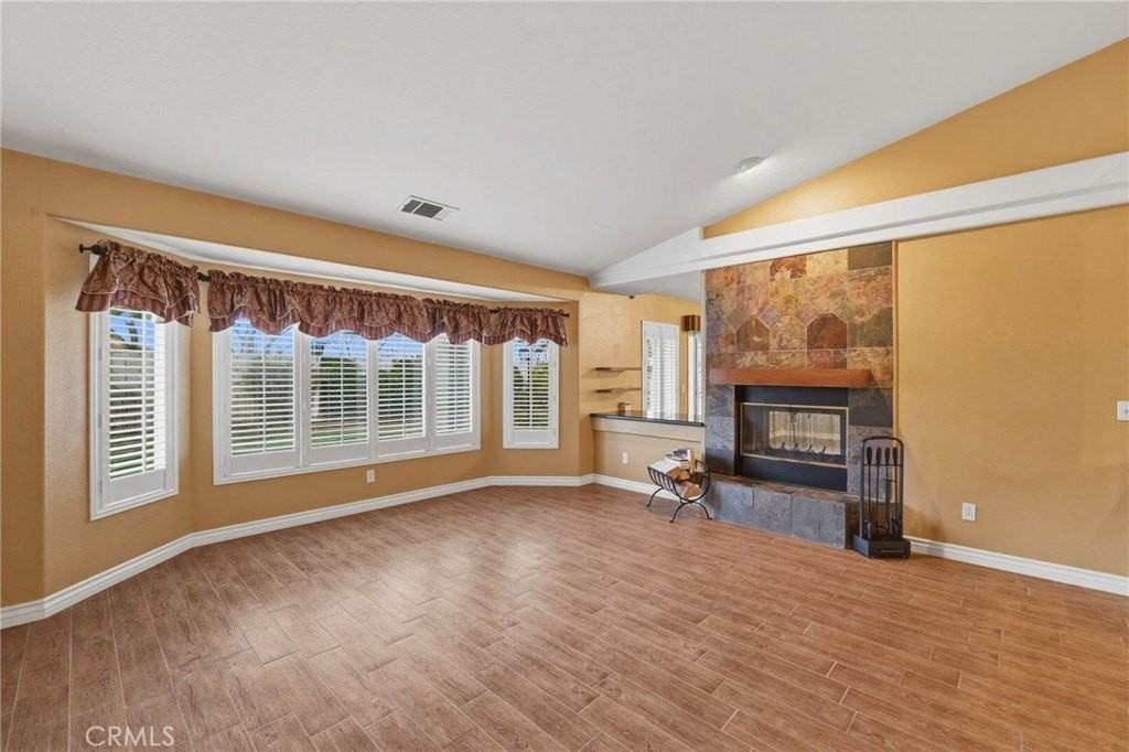 14780 Butterfly Ct - Photo 5 of 26