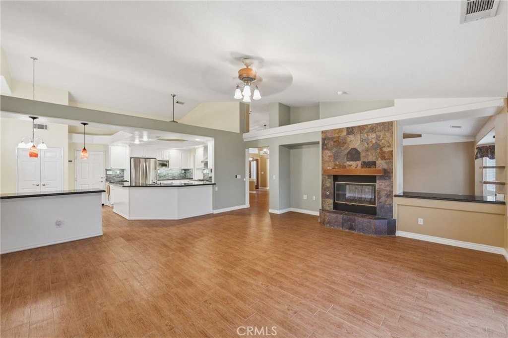 14780 Butterfly Ct - Photo 7 of 26