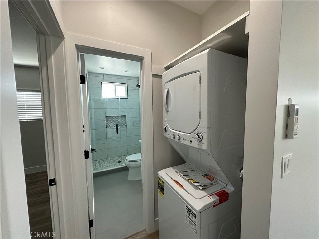 11248 Woodruff Ave - Photo 5 of 11