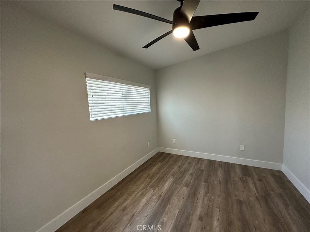 11248 Woodruff Ave - Photo 7 of 11