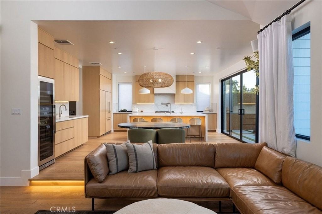 2012 Port Chelsea Pl - Photo 7 of 16