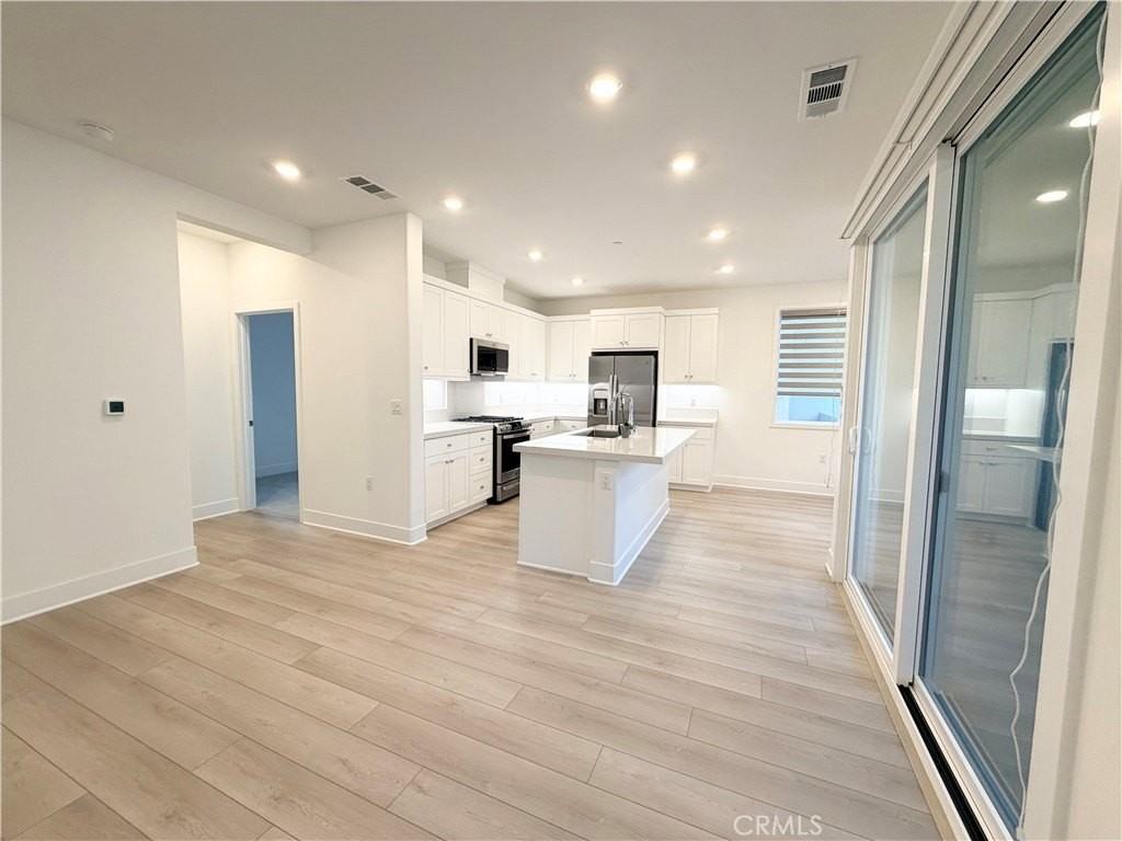 209 Yerba - Photo 2 of 16