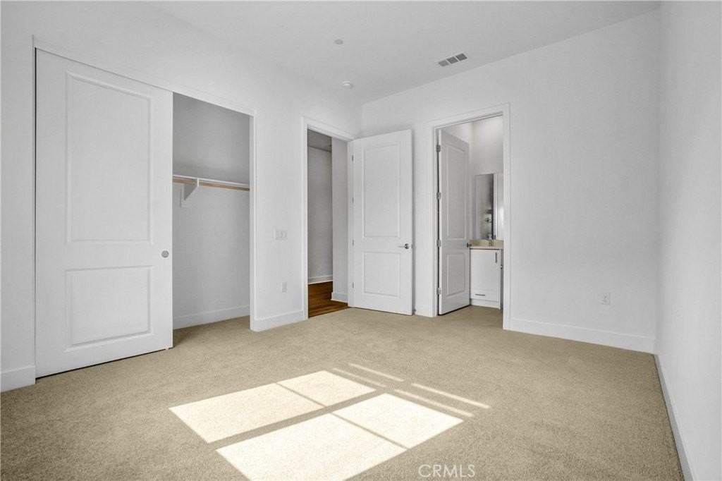 102 Pansy - Photo 4 of 32