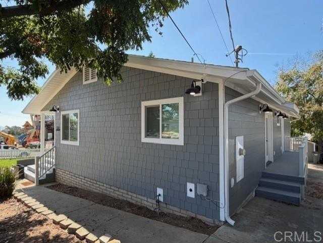 1743 La Cresta Blvd - Photo 2 of 15