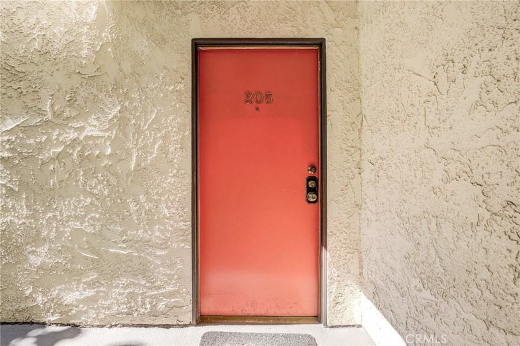 8400 De Longpre Ave #205 - Photo 5 of 44