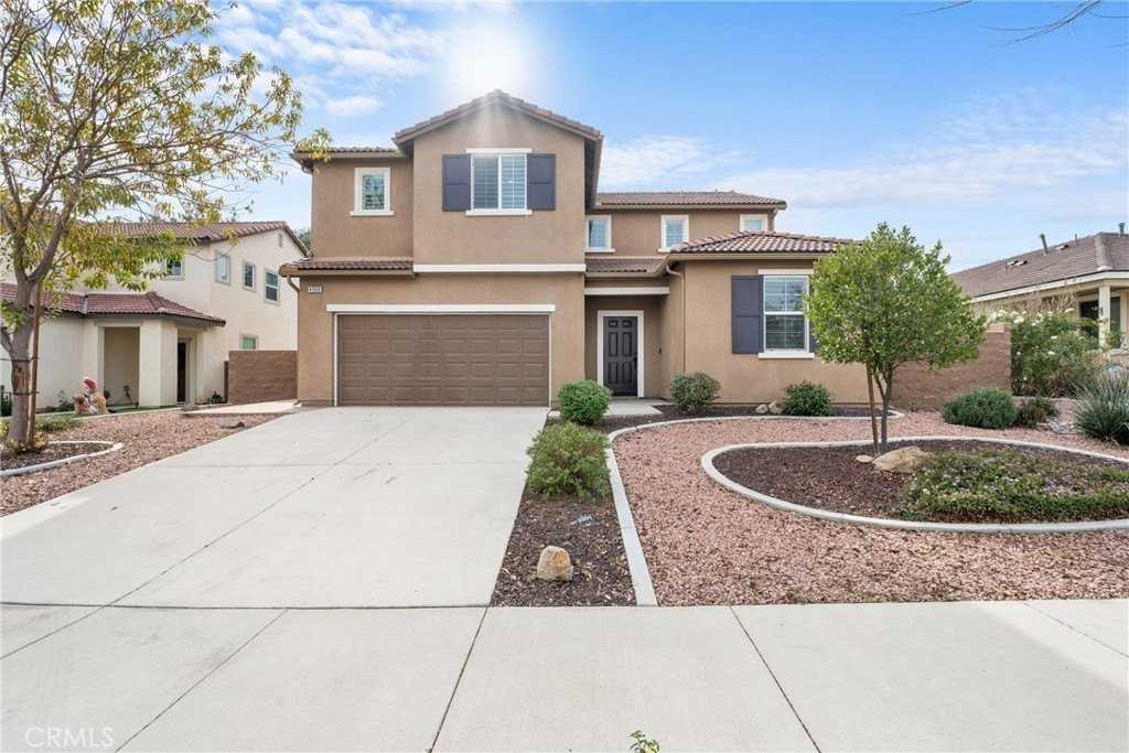 4368 Grove Banana Grove - Photo 2 of 40