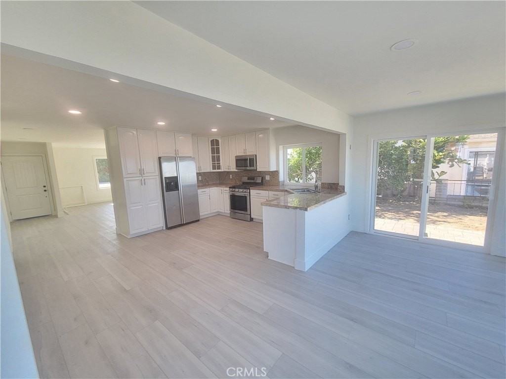 407 Calle Fiesta - Photo 4 of 37