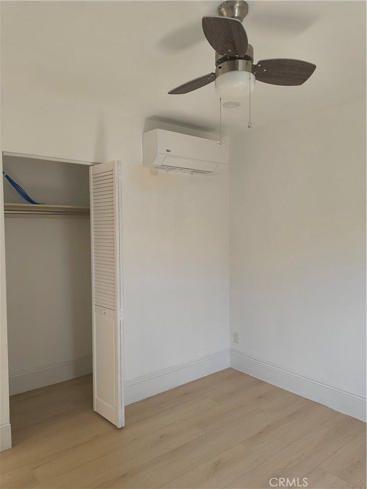 4151 W 172nd St - Photo 5 of 24