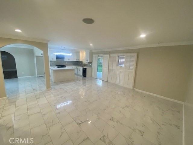 9767 Comanche Ave - Photo 5 of 30