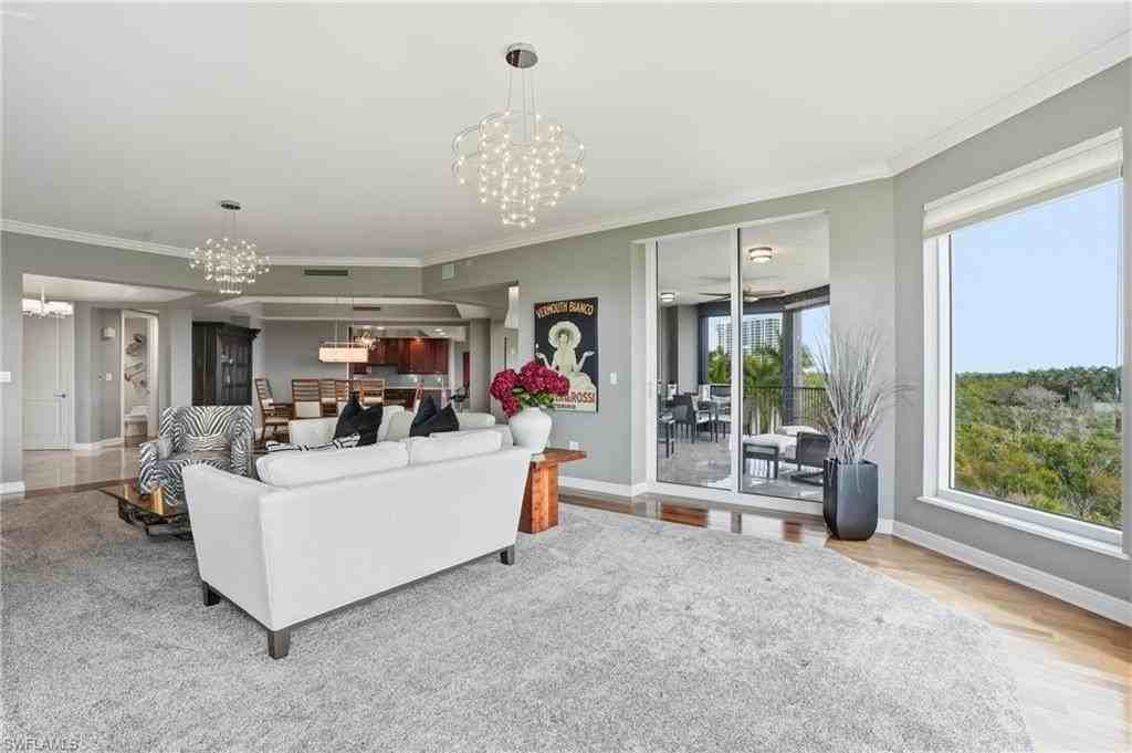 5051 Pelican Colony Blvd Apt 301 - Photo 7 of 50