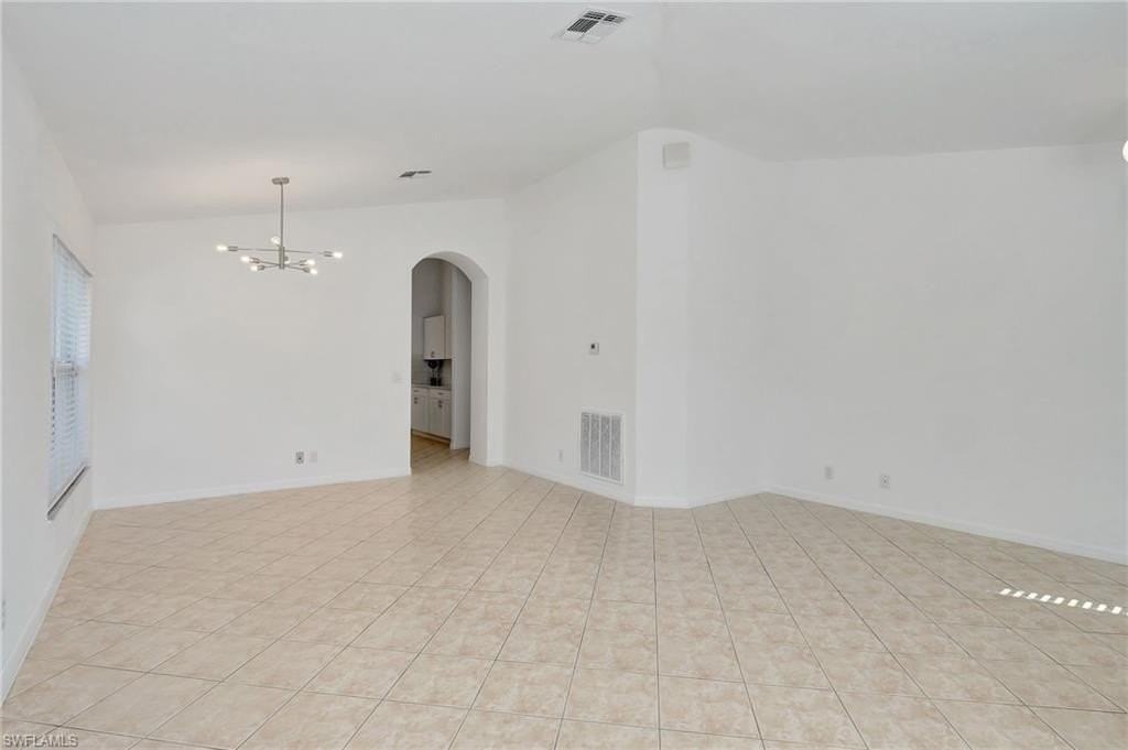 87 Burnt Pine Dr - Photo 2 of 15