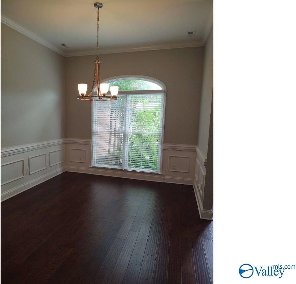 3102 Connomara Ct Se - Photo 3 of 37