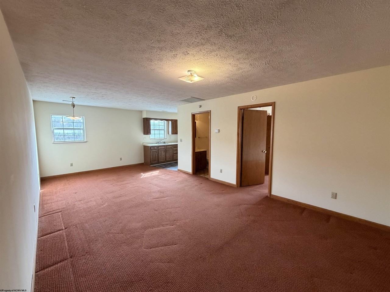 27 Trovato St - Photo 5 of 5