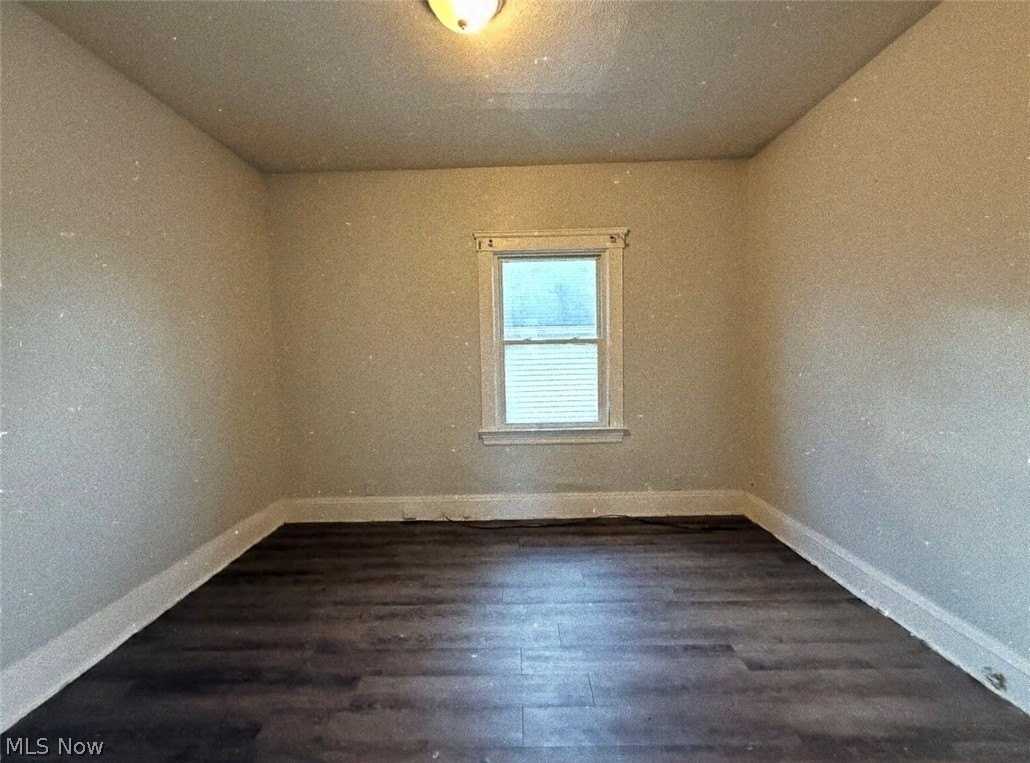 12106 Forest Ave Unit Down - Photo 7 of 7