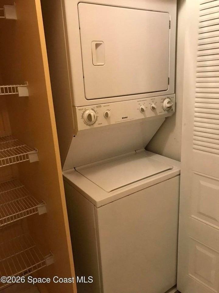 1471 Sheafe Ave Ne #102 - Photo 4 of 7