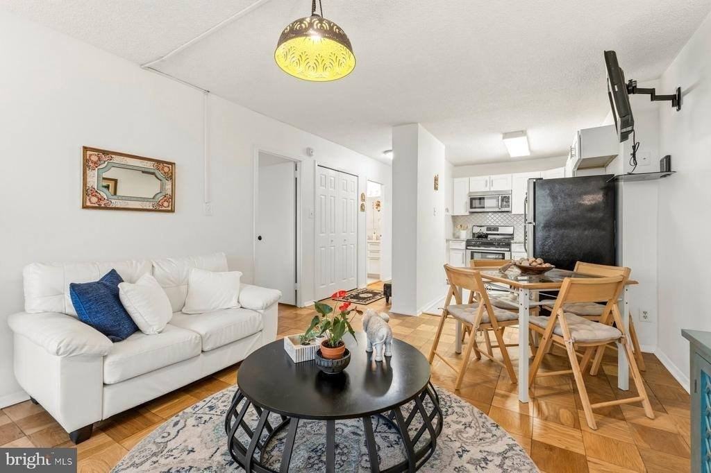 5225 Pooks Hill Rd #1717N - Photo 4 of 26