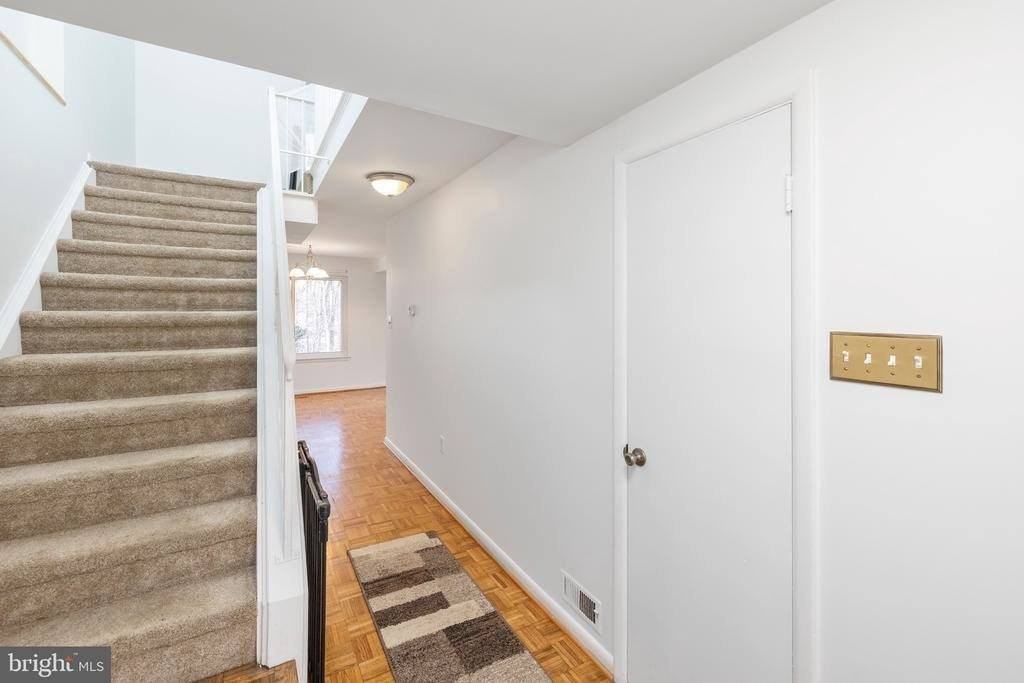 12265 Greenleaf Ave - Photo 2 of 25