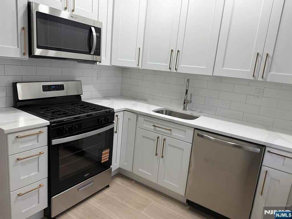 269 Desoto Pl - Photo 2 of 11