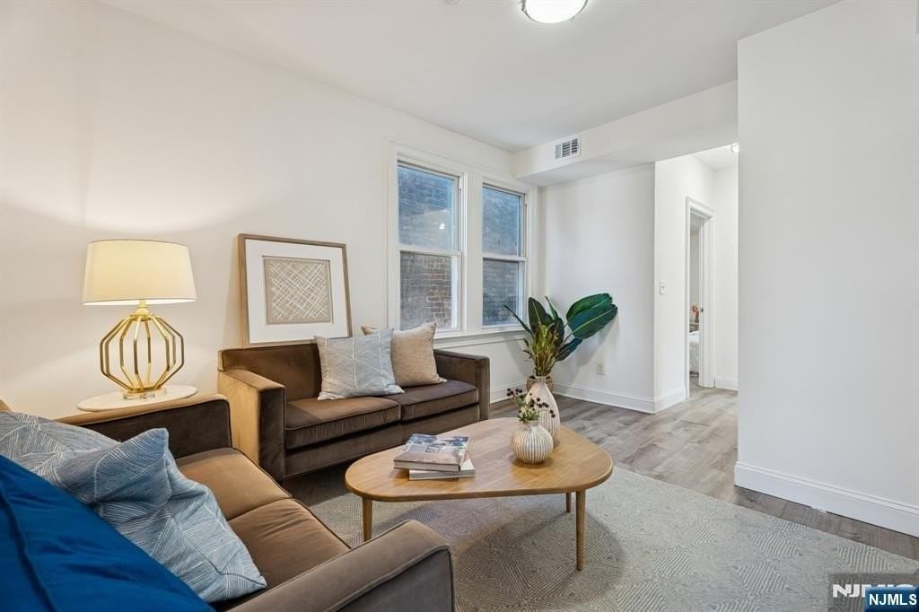 9 Wheeler St - Photo 2 of 11